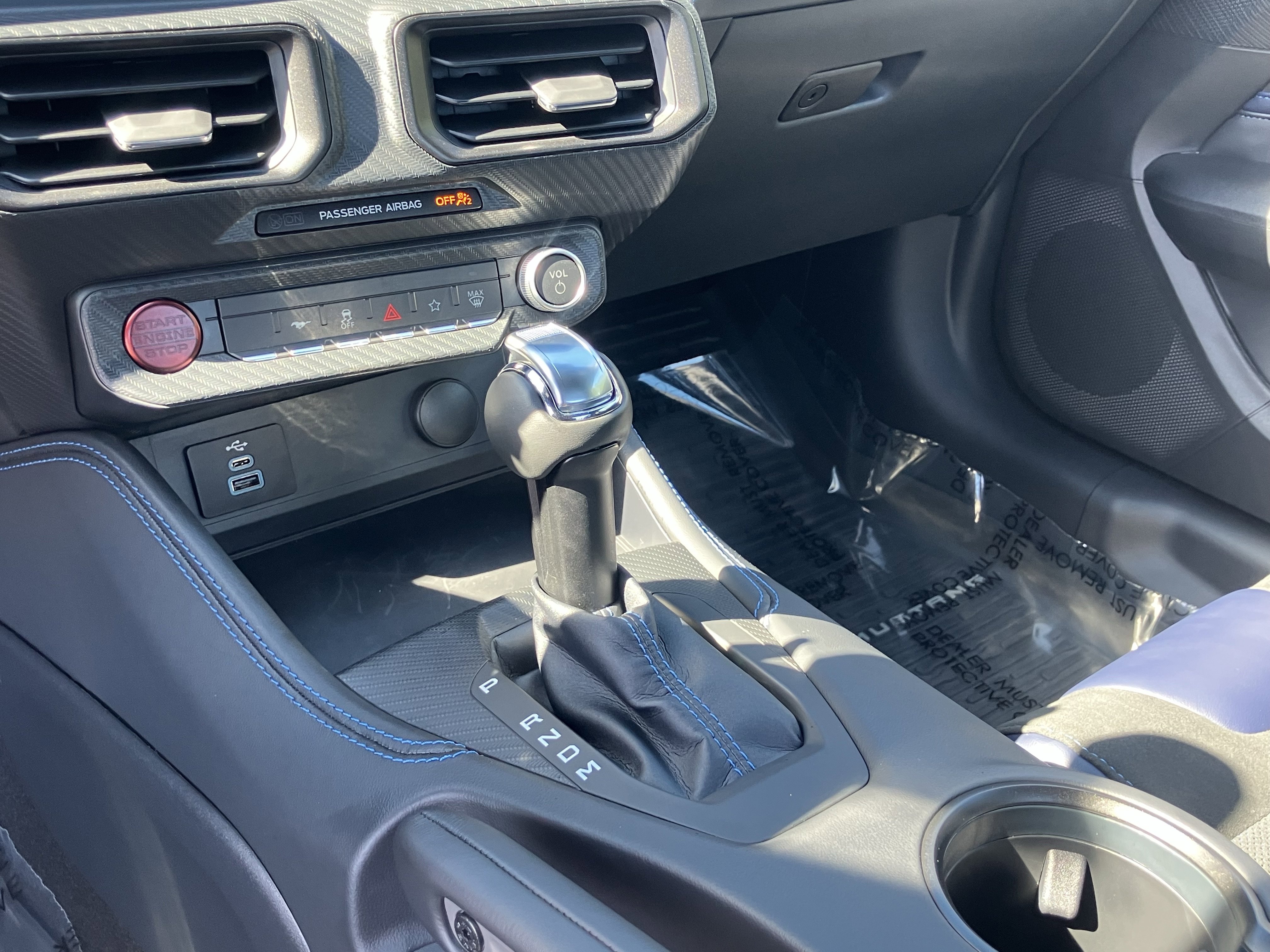 Used 2025 Ford Mustang Dark Horse image 29