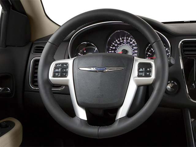 Used 2014 Chrysler 200 Limited FWD image 9