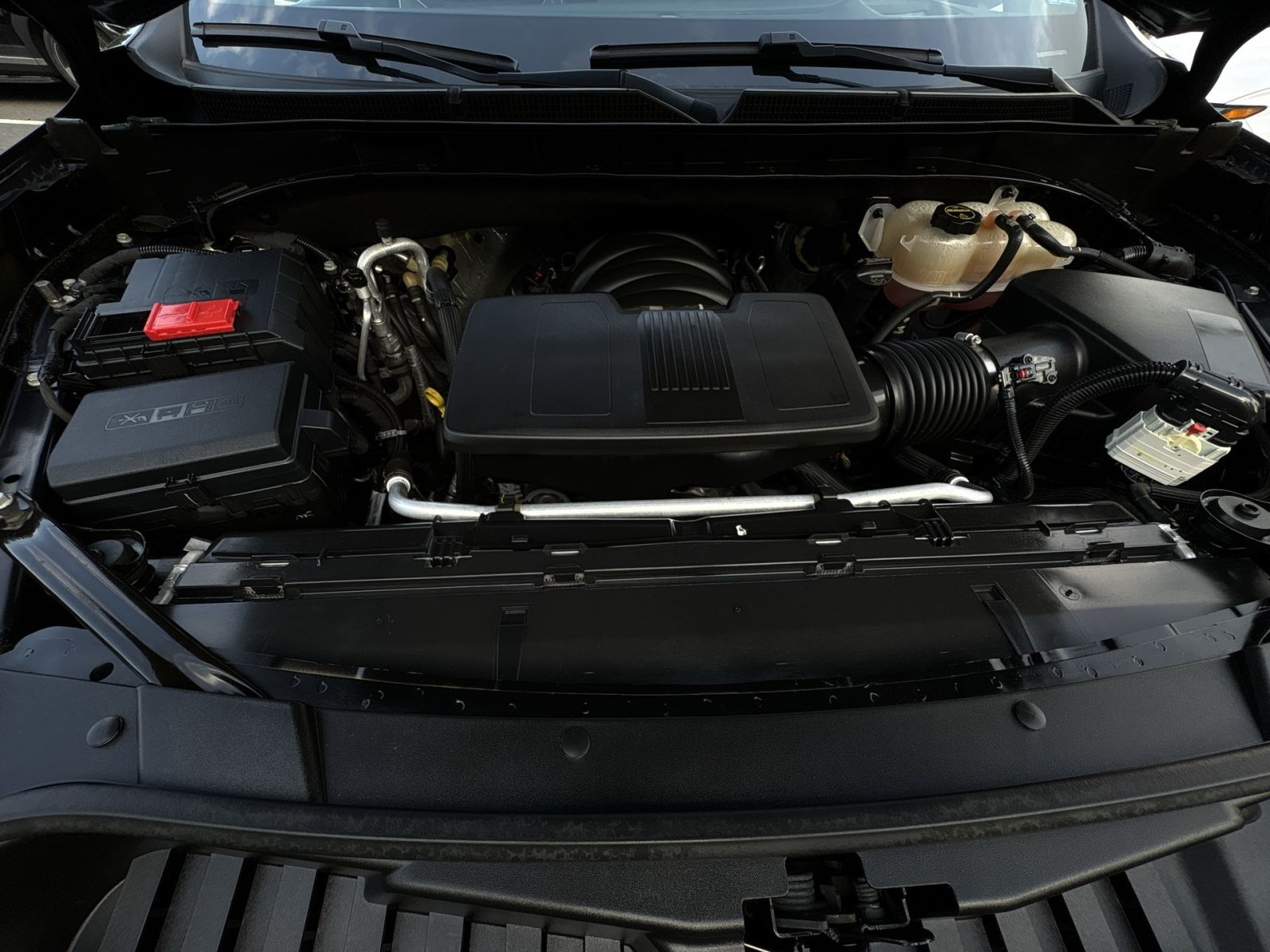 Used 2024 Cadillac Escalade ESV Sport RWD image 30