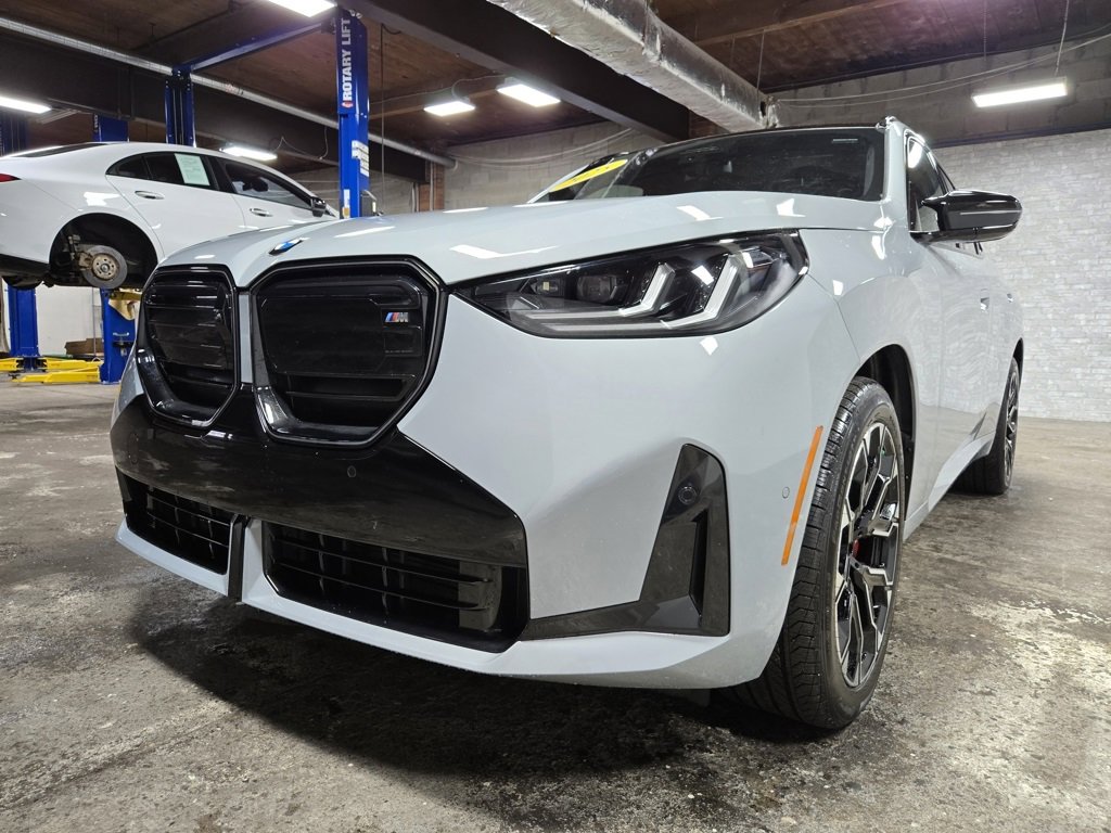 Used 2025 BMW X3 M50 w/ Premium Package image 5