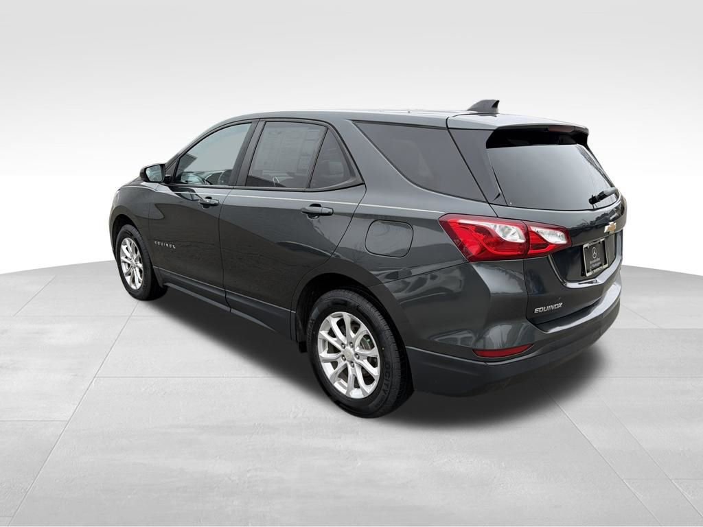 Used 2020 Chevrolet Equinox LS w/ LS Convenience Package image 7