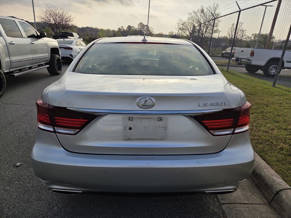 Used 2013 Lexus LS 460 L w/ Preferred Accessory Package image 8