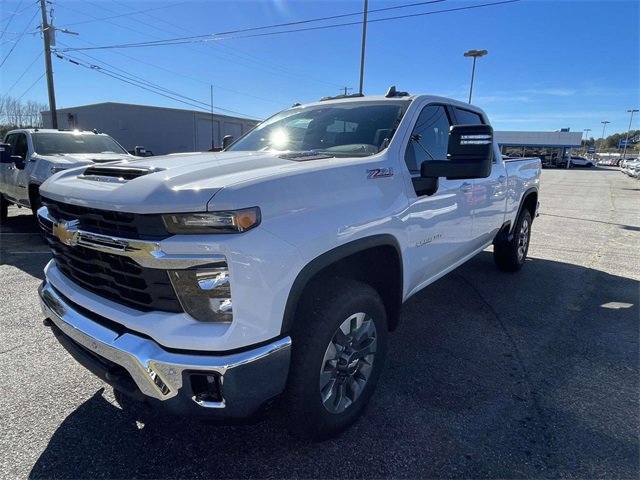 New 2026 Chevrolet Silverado 2500 LT w/ Safety Package image 6