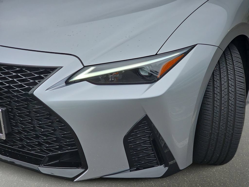 Certified 2025 Lexus IS 300 F Sport AWD/4WD image 33