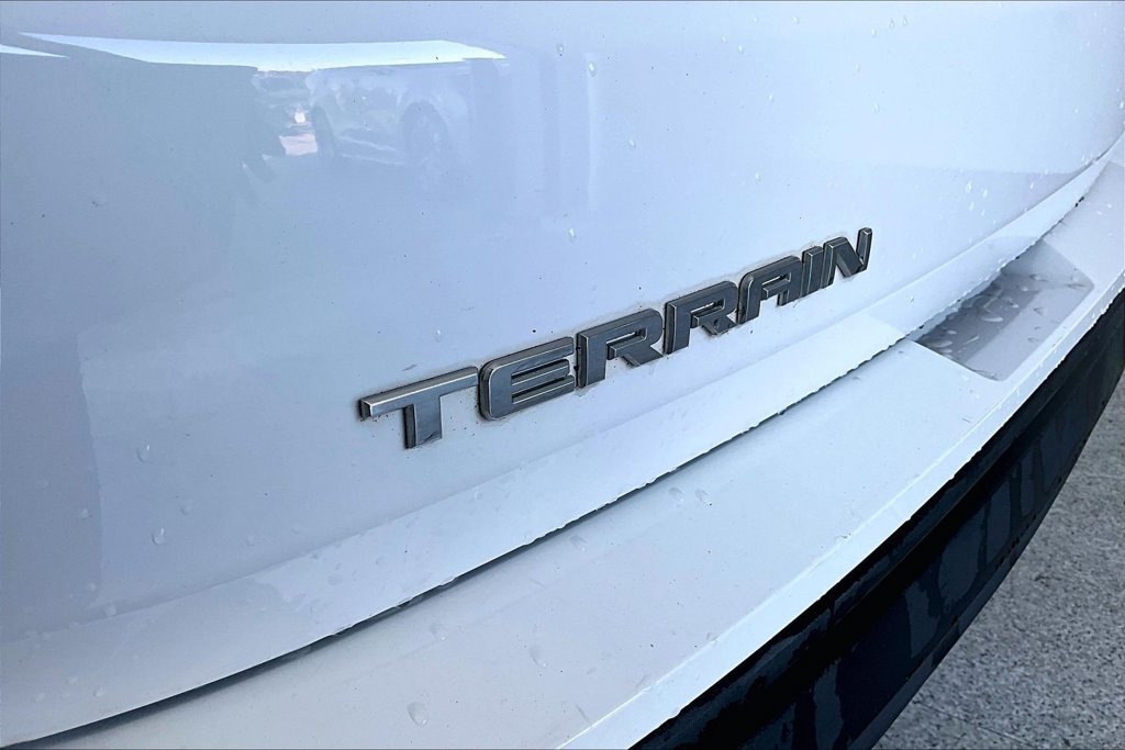 Used 2020 GMC Terrain SLE FWD image 39