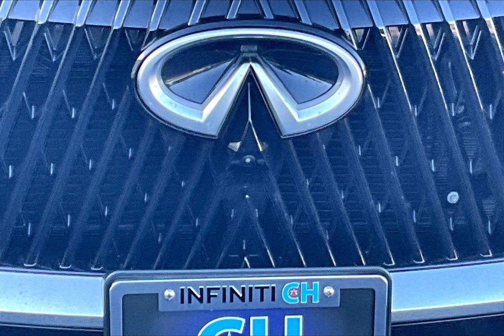 Certified 2027 INFINITI QX60 Luxe w/ Cargo Package AWD/4WD image 12