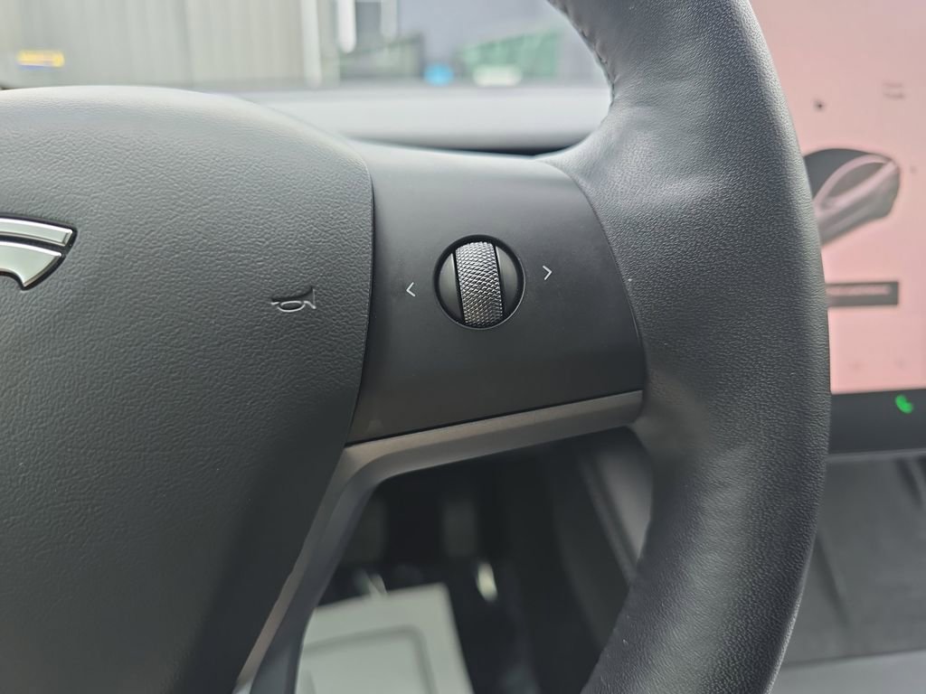 Used 2022 Tesla Model 3 Long Range image 23