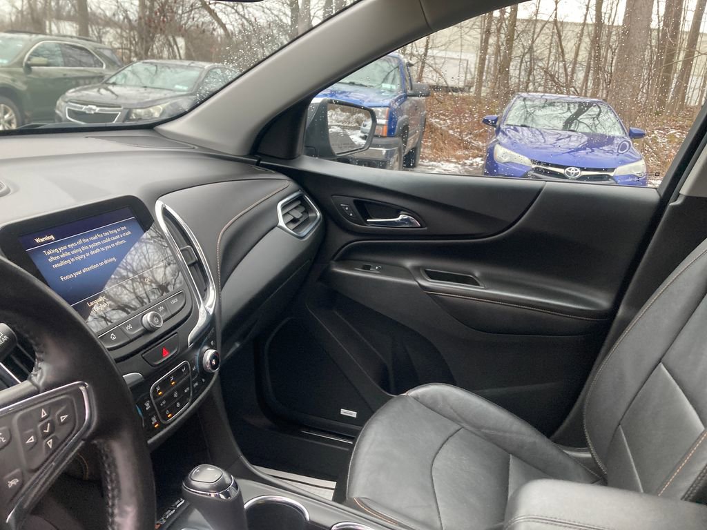 Used 2021 Chevrolet Equinox Premier image 17