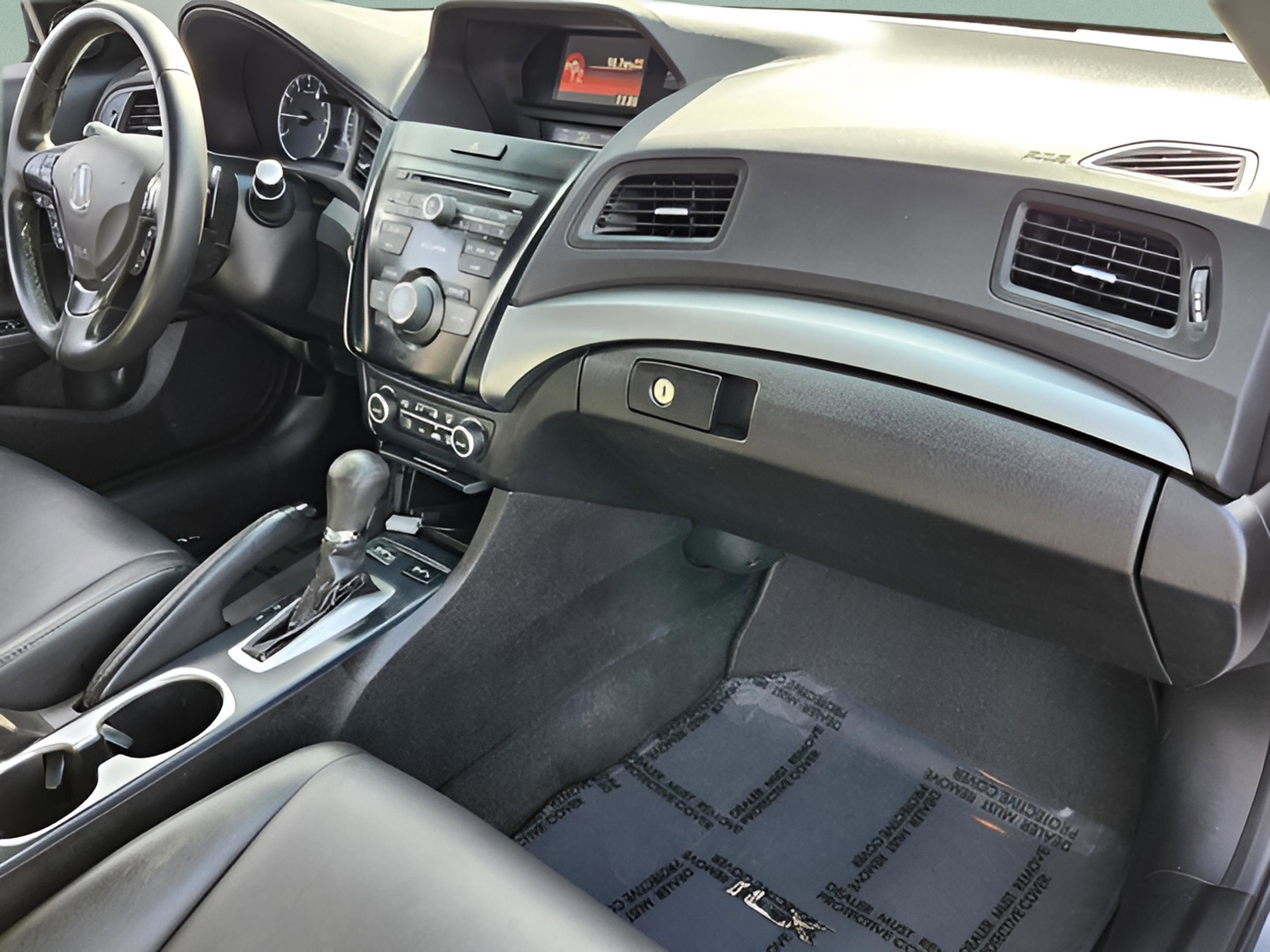 Used 2018 Acura ILX w/ Special Edition Package image 16