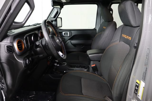Used 2023 Jeep Gladiator Mojave w/ Cold Weather Group AWD/4WD image 14