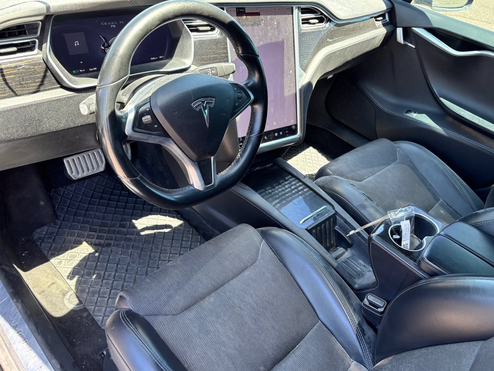 Used 2017 Tesla Model S 75 RWD image 16