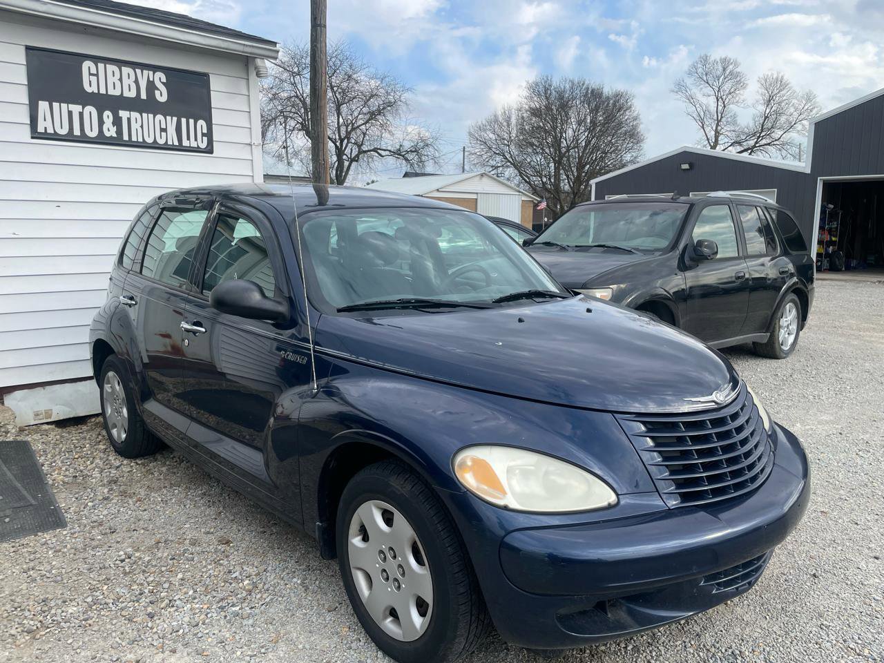 Used 2005 Chrysler PT Cruiser image 2