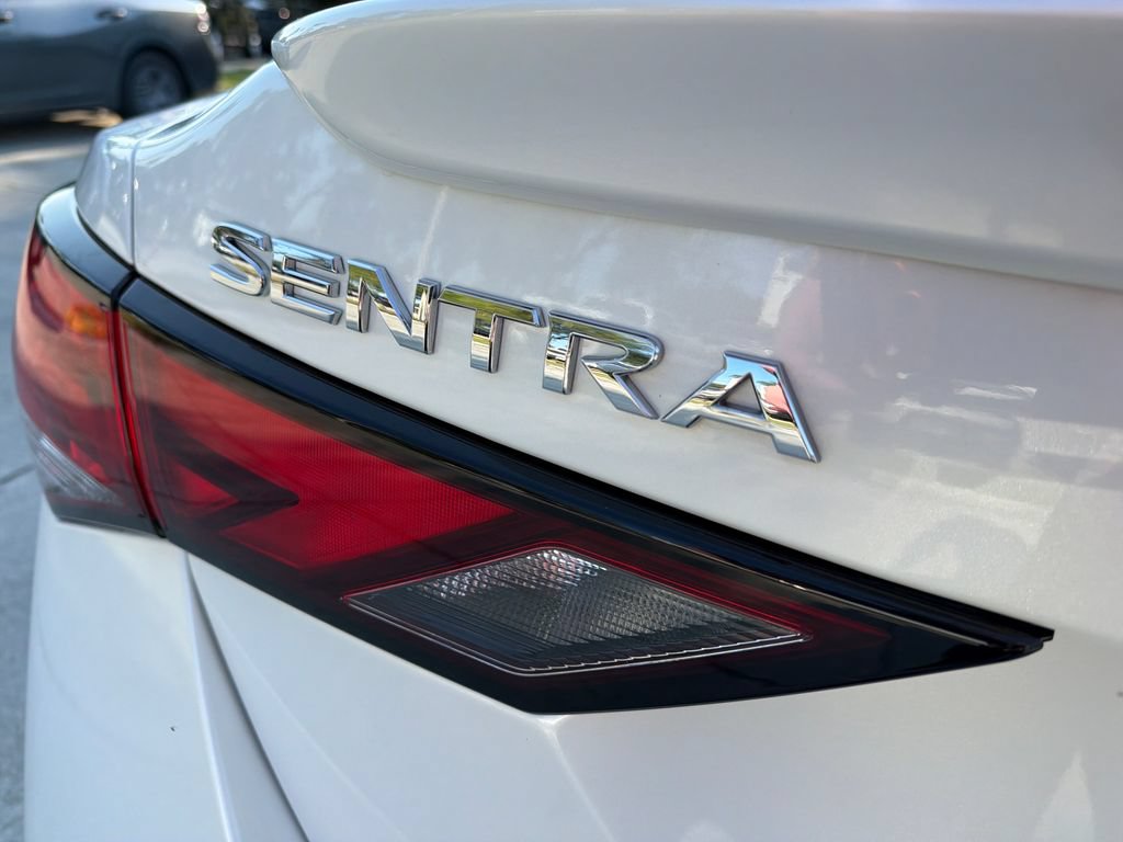 Certified 2024 Nissan Sentra SR w/ SR Premium Package FWD image 10
