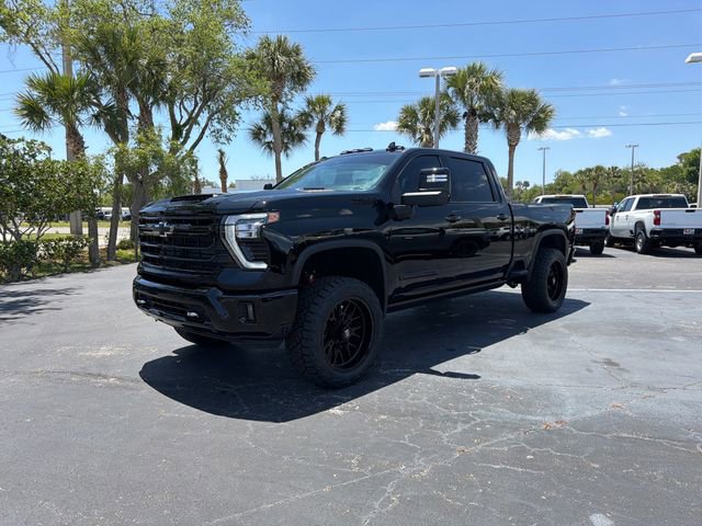 New 2026 Chevrolet Silverado 2500 High Country w/ Midnight Edition AWD/4WD video 2