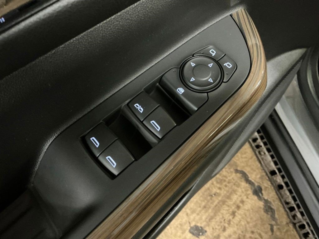Certified 2023 GMC Acadia SLE w/ Driver Convenience Package AWD/4WD image 14