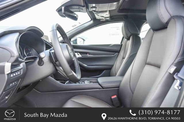 New 2026 MAZDA MAZDA3 Hatchback w/Premium Plus Pkg image 19