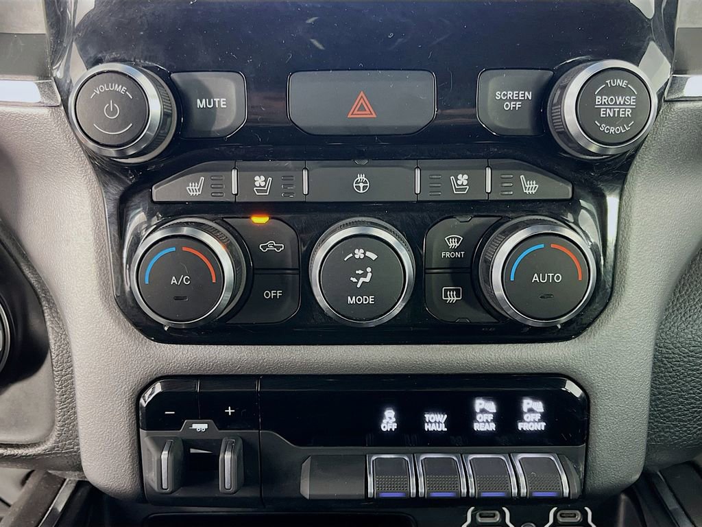Used 2022 RAM 1500 Laramie AWD/4WD image 22