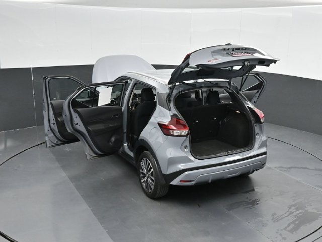 Used 2023 Nissan Kicks SV FWD image 77