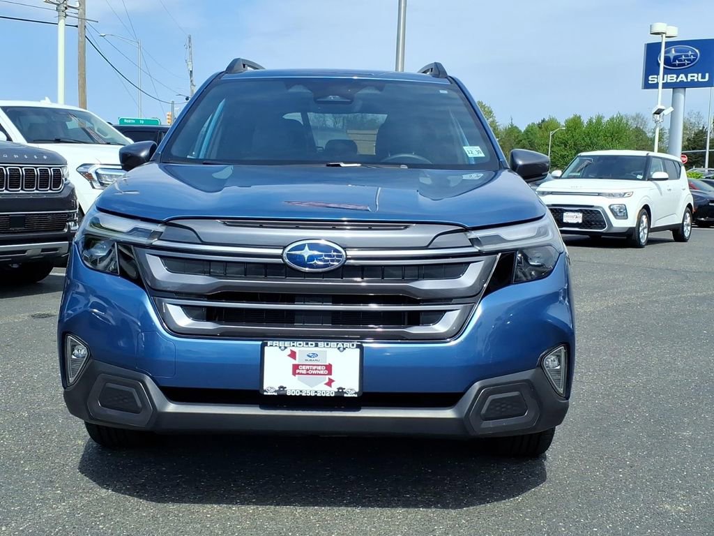 Certified 2025 Subaru Forester Limited AWD/4WD image 2