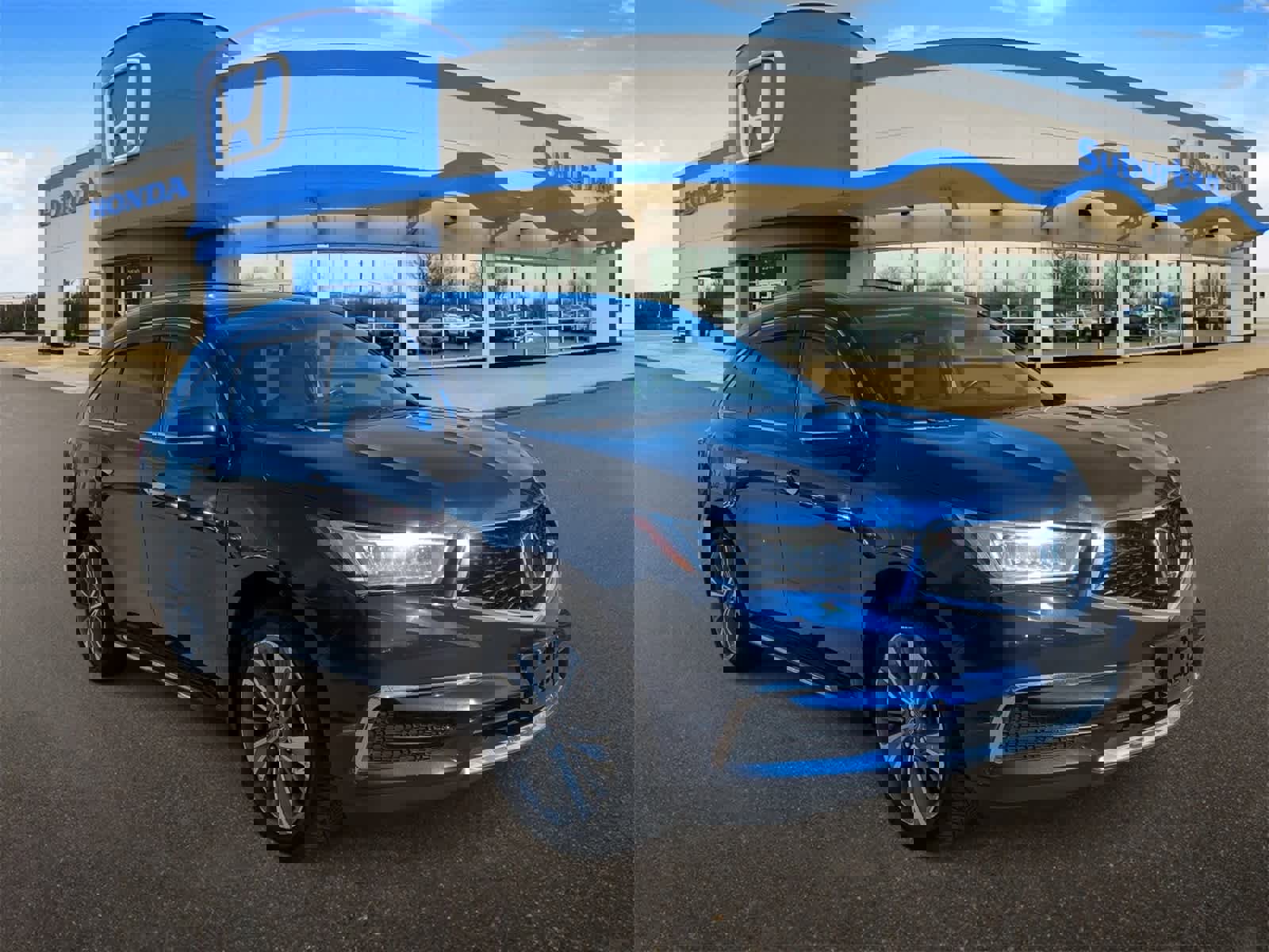 Used 2018 Acura MDX SH-AWD w/ Technology Package image 2