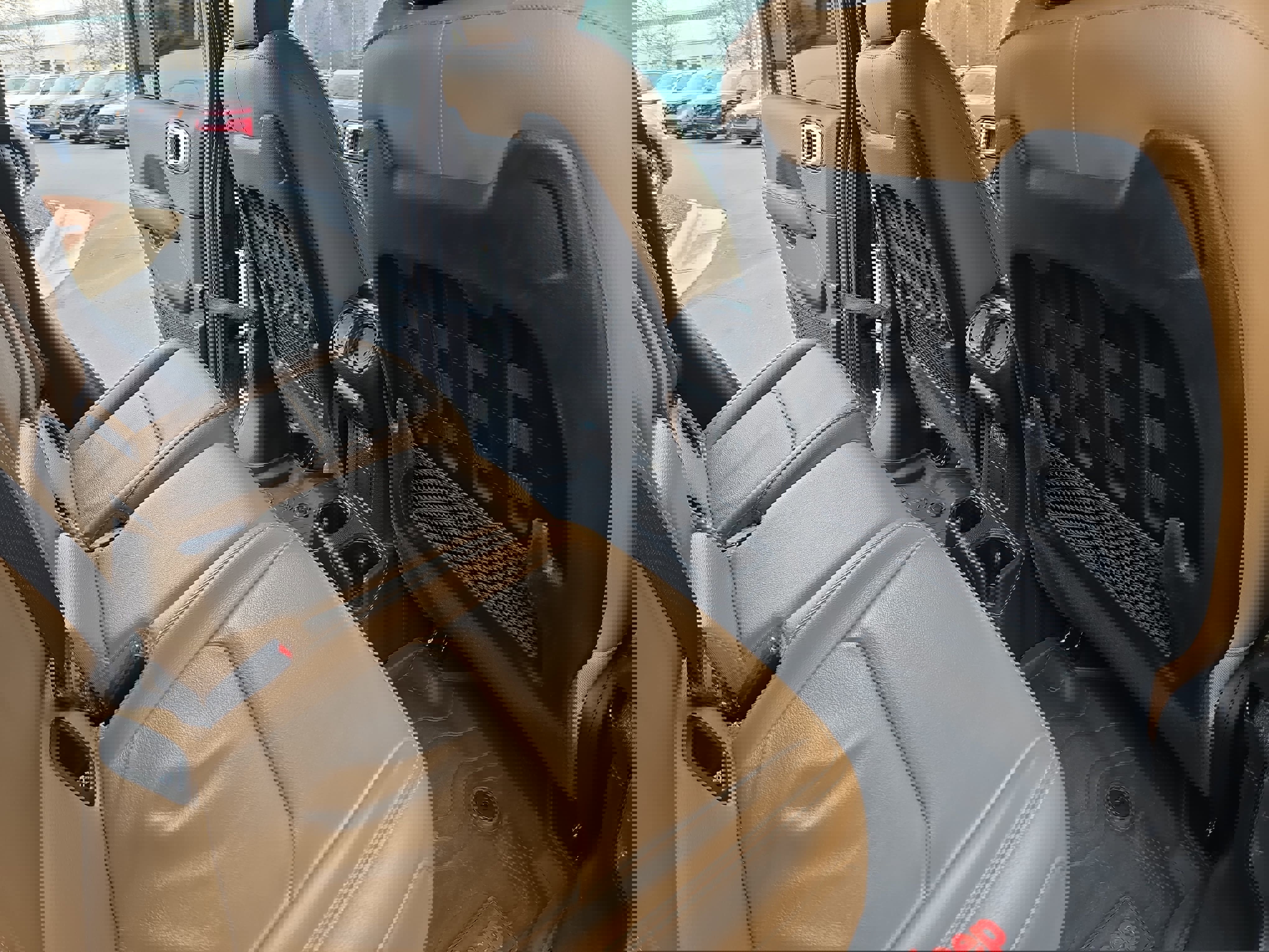 Used 2022 Jeep Gladiator Rubicon w/ LED Lighting Group image 11