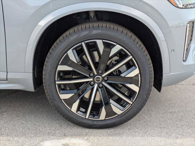 New 2026 Volvo XC90 T8 Ultra w/ Protection Package Premier image 6