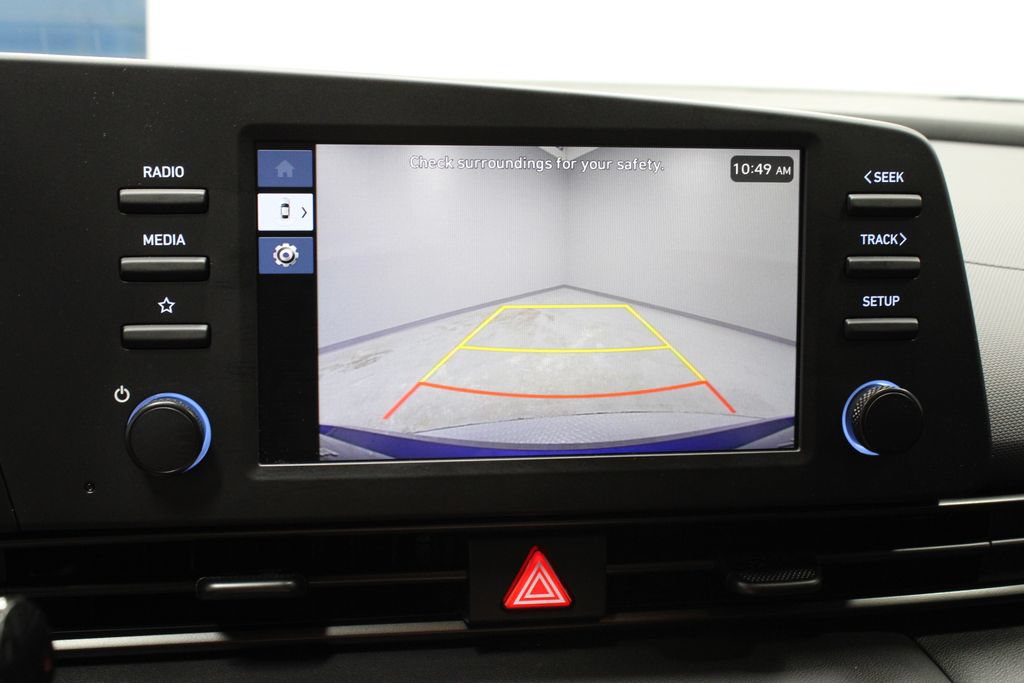 Used 2025 Hyundai Elantra Sport FWD image 3