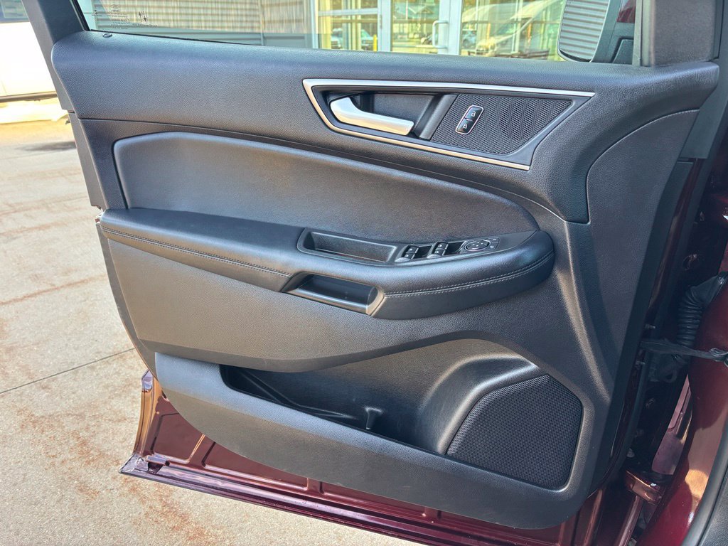 Used 2022 Ford Edge SEL w/ Convenience Package AWD/4WD image 19