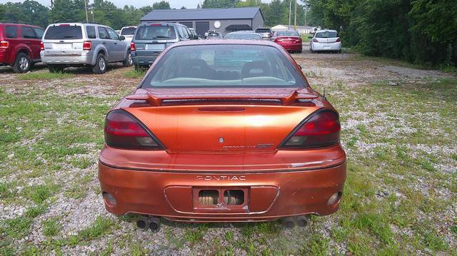 Used 2004 Pontiac Grand Am GT FWD image 12
