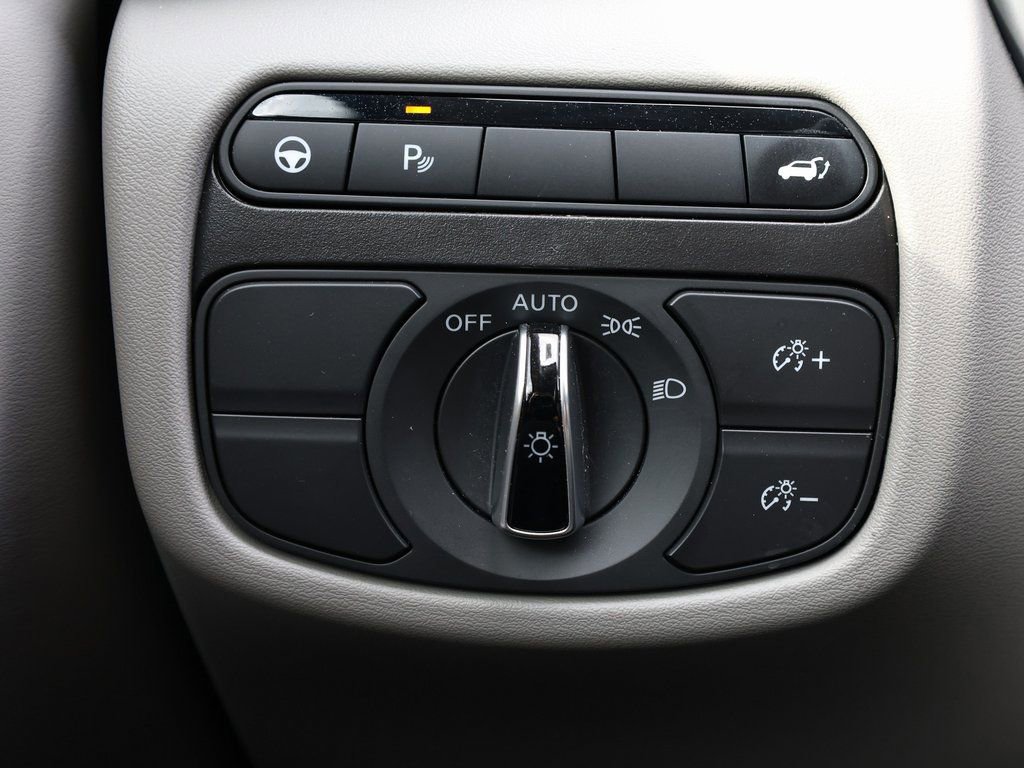 Certified 2025 INFINITI QX50 Luxe image 35