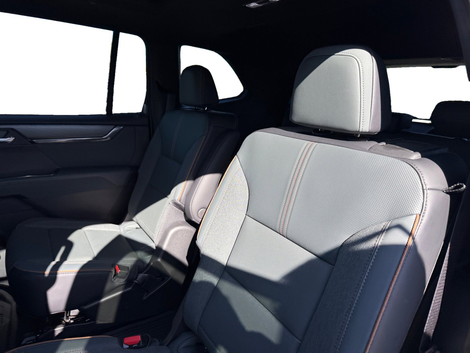 New 2026 GMC Acadia AT4 w/ Luxury Package image 16