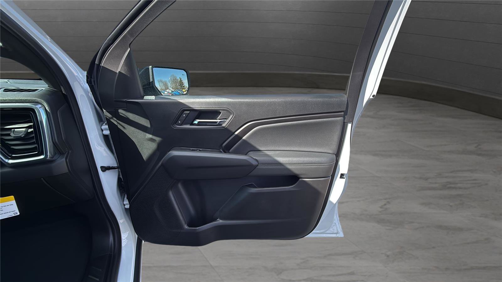 New 2026 GMC Canyon Elevation image 17