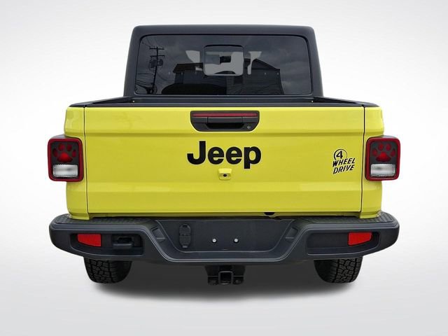 Used 2023 Jeep Gladiator Willys image 5