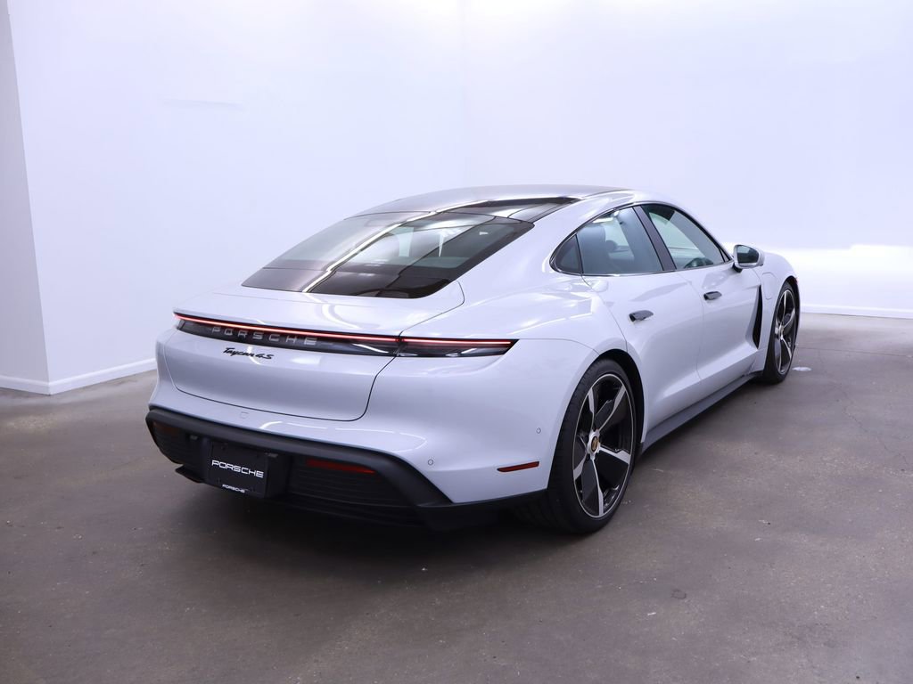 New 2024 Porsche Taycan 4S image 7