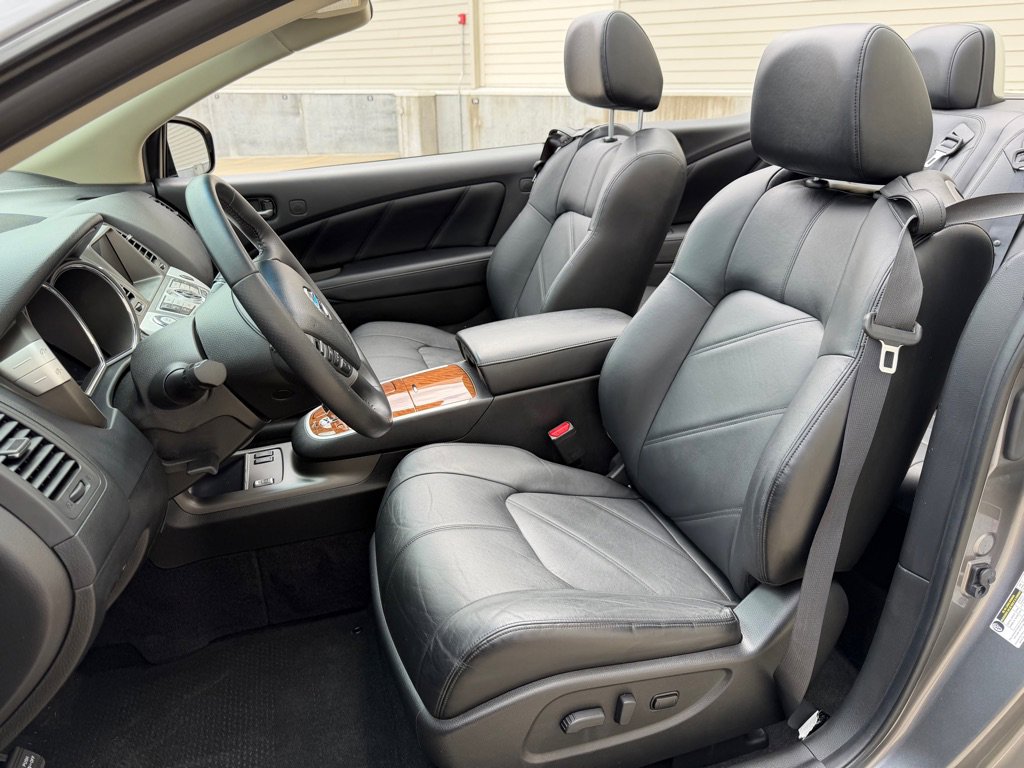 Used 2014 Nissan Murano CrossCabriolet w/ Navigation Package AWD/4WD image 14