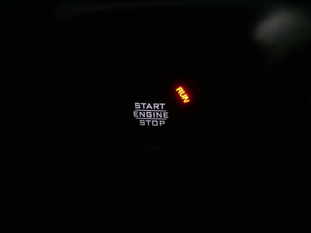 Used 2023 Jeep Wrangler Unlimited Sahara w/ Cold Weather Group AWD/4WD image 25