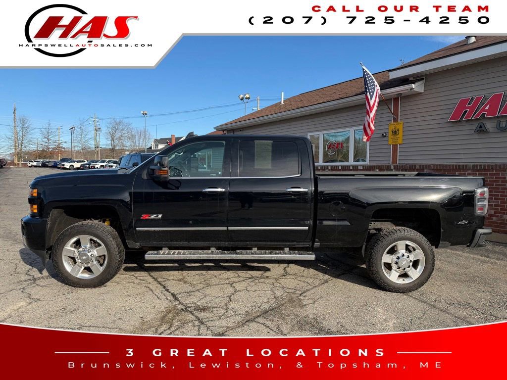 Used 2016 Chevrolet Silverado 2500 LTZ w/ Custom Sport Edition image 3