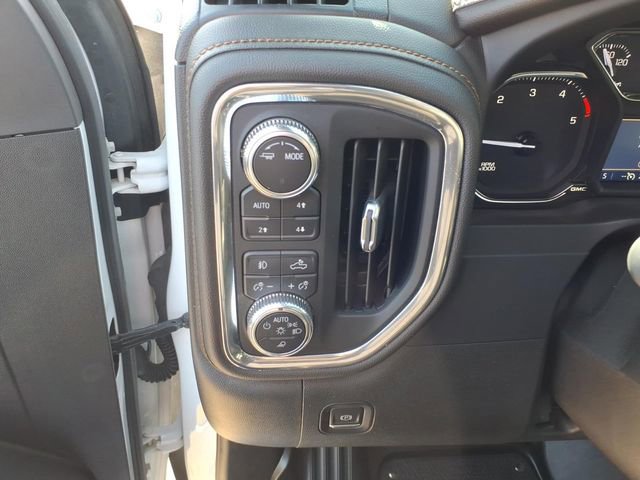 Used 2022 GMC Sierra 3500 AT4 image 20