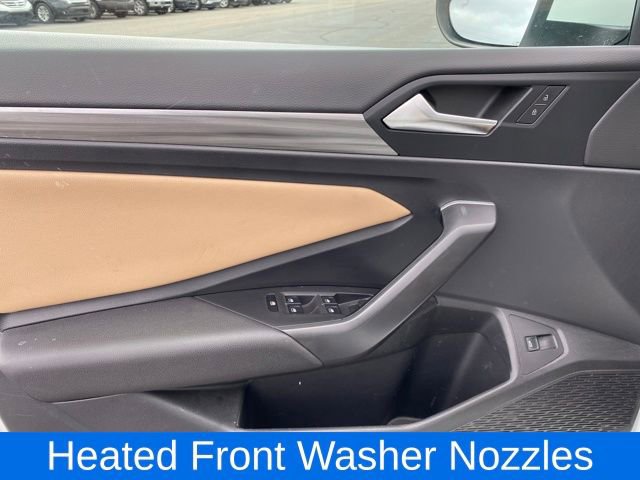 Used 2019 Volkswagen Jetta SEL w/ Cold Weather Package image 16