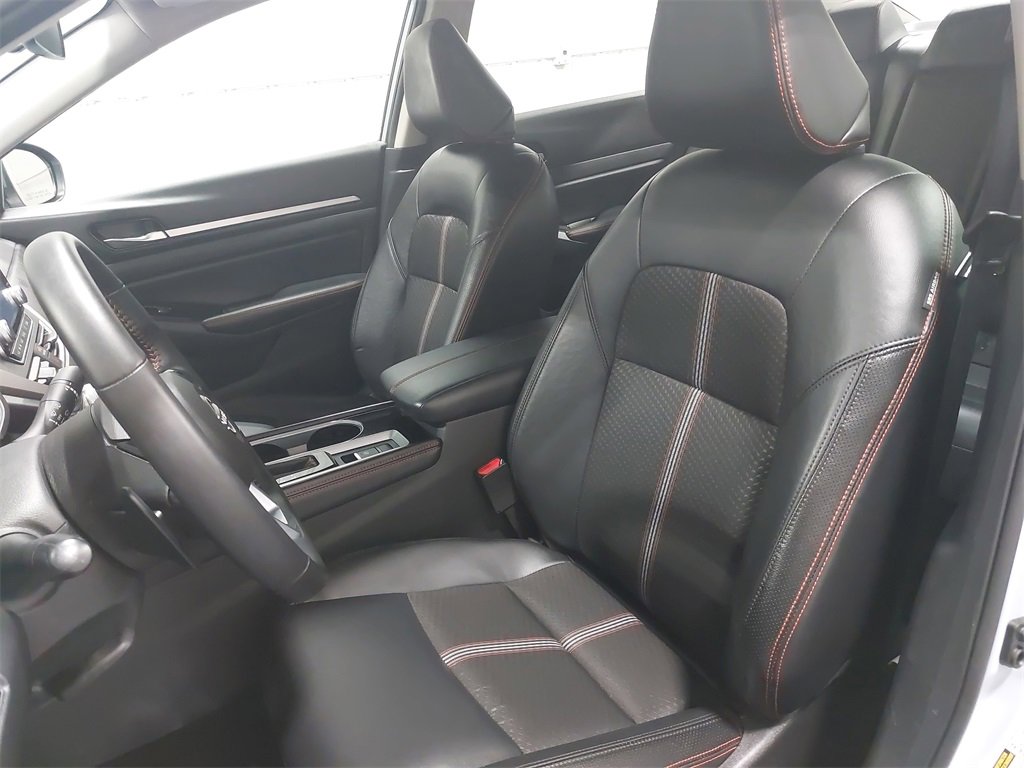 Used 2025 Nissan Altima 2.5 SR image 14