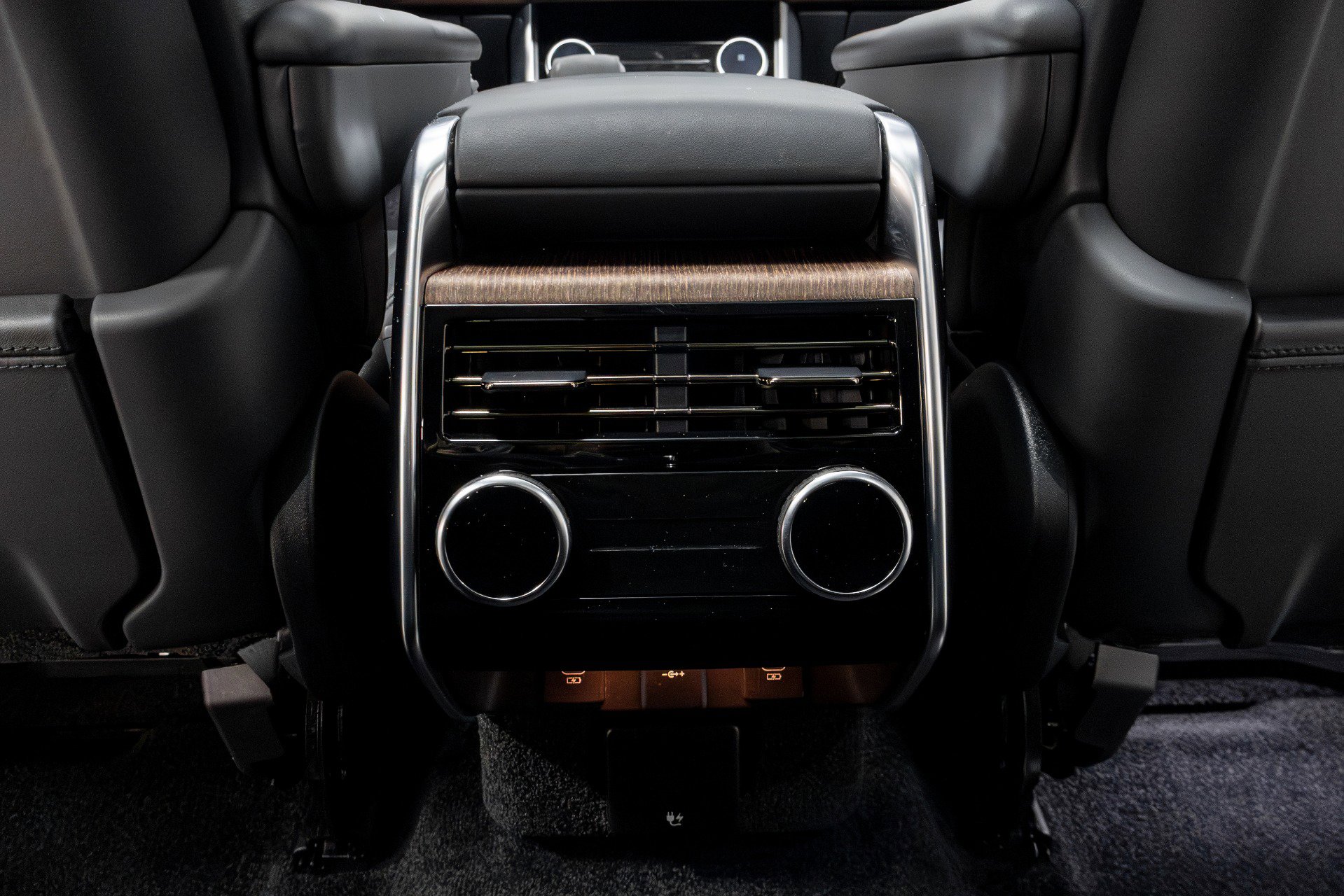 Used 2023 Land Rover Range Rover Autobiography image 27