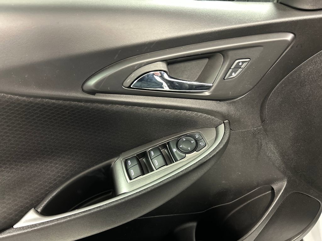 Used 2024 Chevrolet Malibu LT w/ Sport Edition FWD image 14
