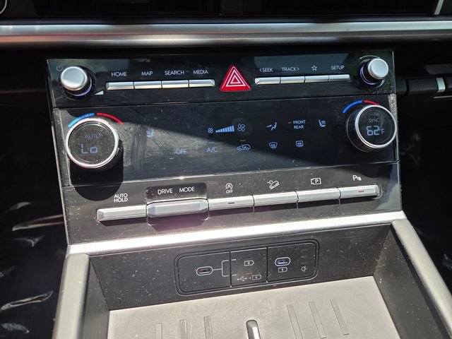 Used 2024 Hyundai Santa Fe SEL FWD image 25