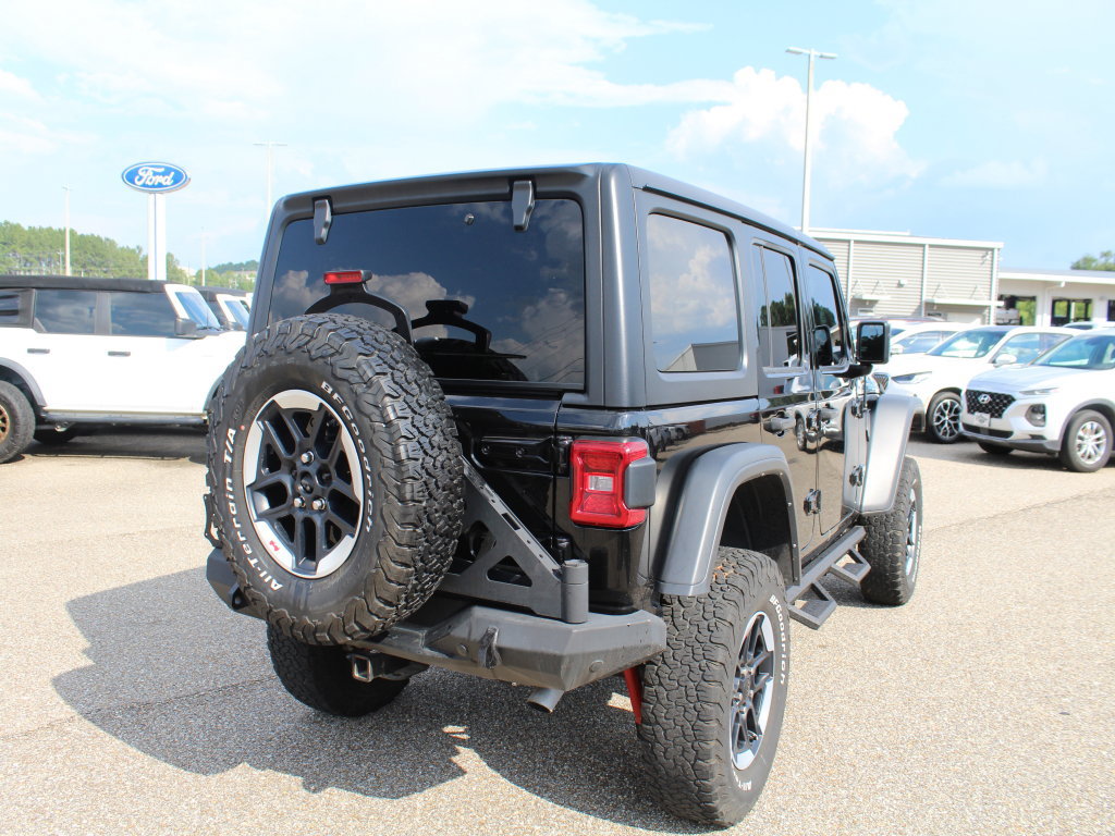 Used 2023 Jeep Wrangler Unlimited Rubicon 4xe w/ Cold Weather Group AWD/4WD image 7