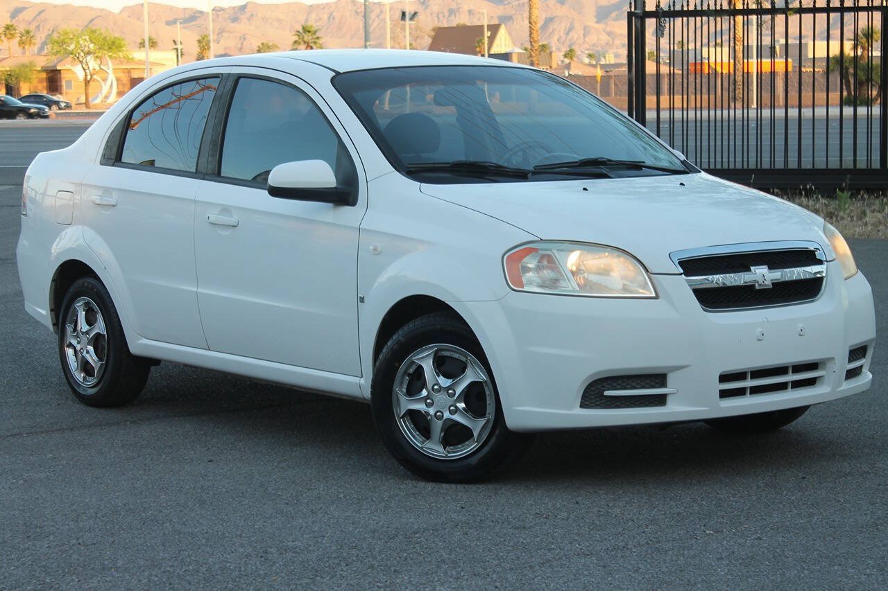 Used 2007 Chevrolet Aveo LS FWD image 2