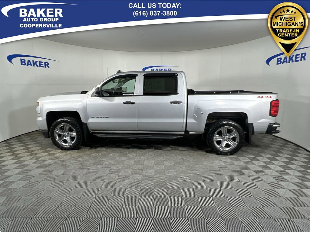 Used 2018 Chevrolet Silverado 1500 Custom w/ Custom Value Package image 6