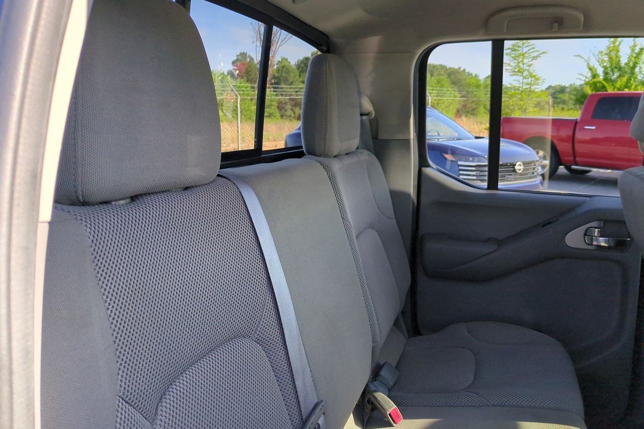Used 2019 Nissan Frontier SV w/ Value Truck Package RWD image 36