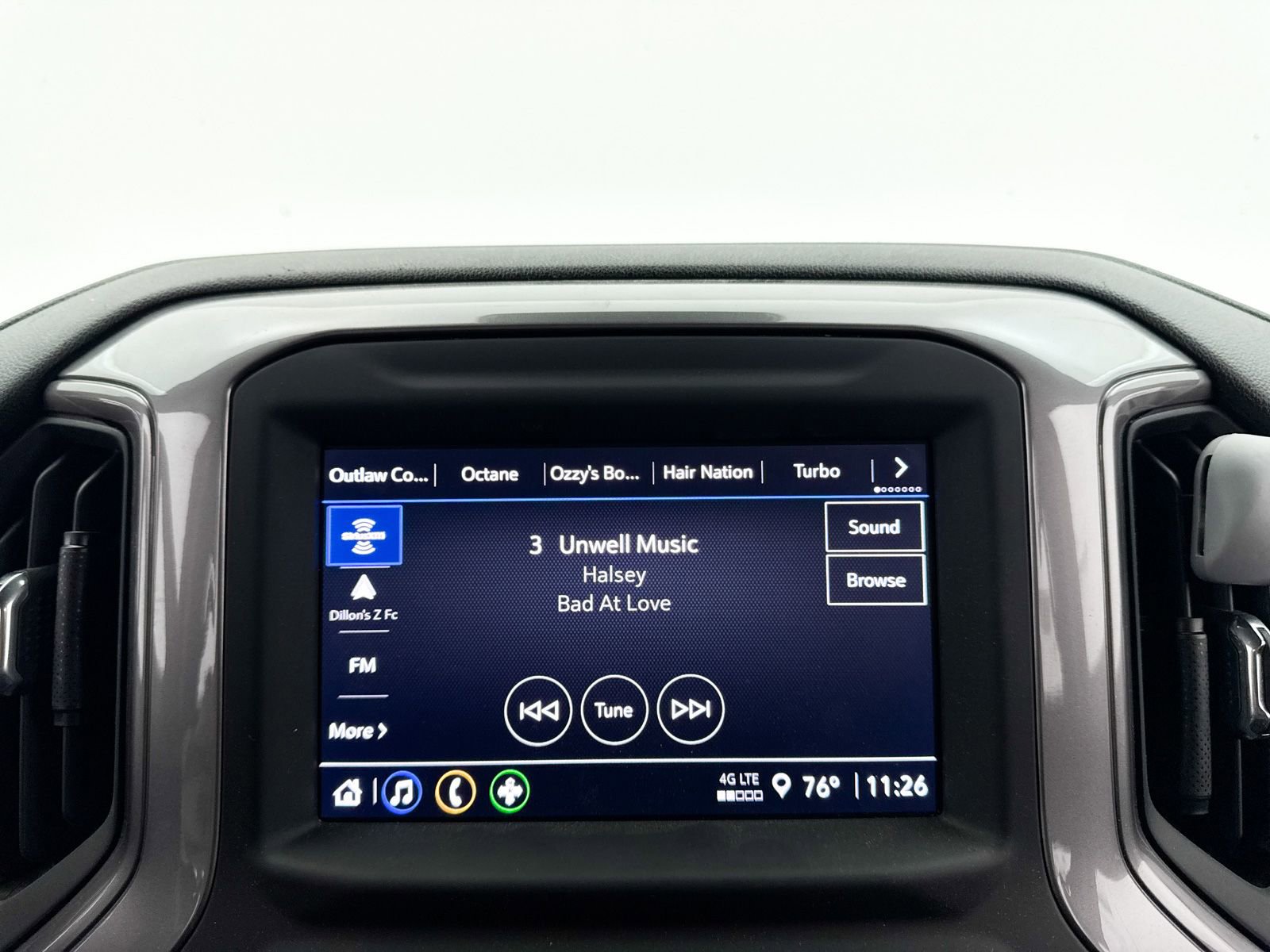 Used 2022 Chevrolet Silverado 1500 Custom image 4