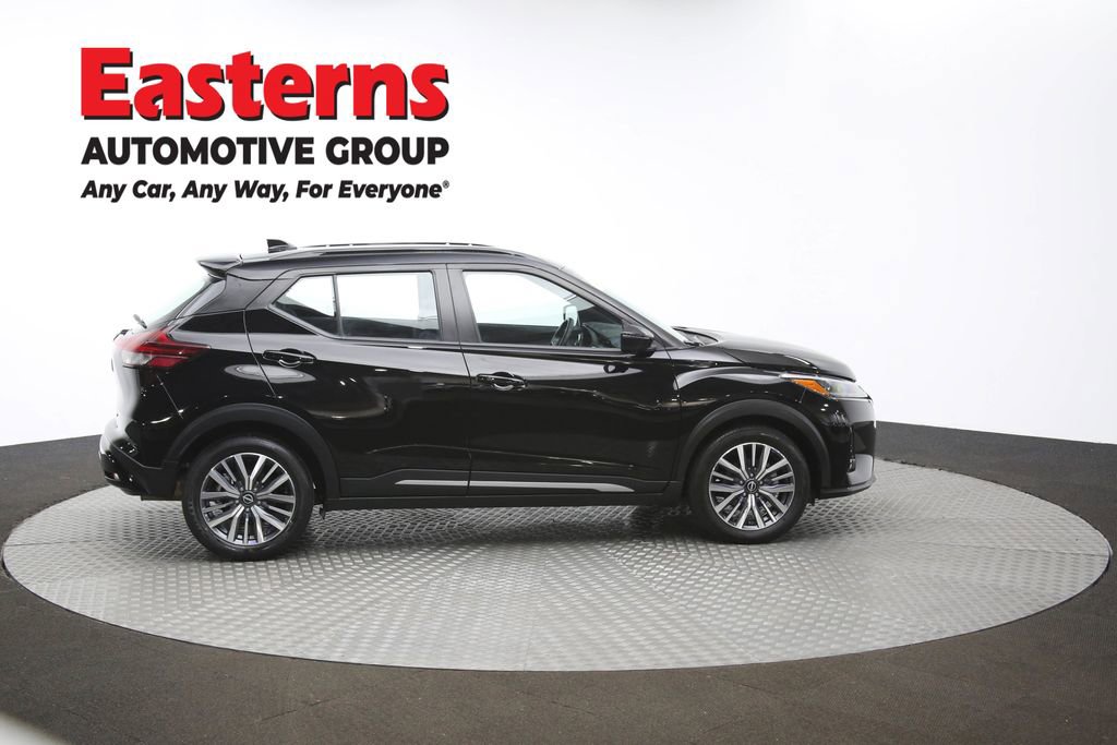 Used 2024 Nissan Kicks SR image 44