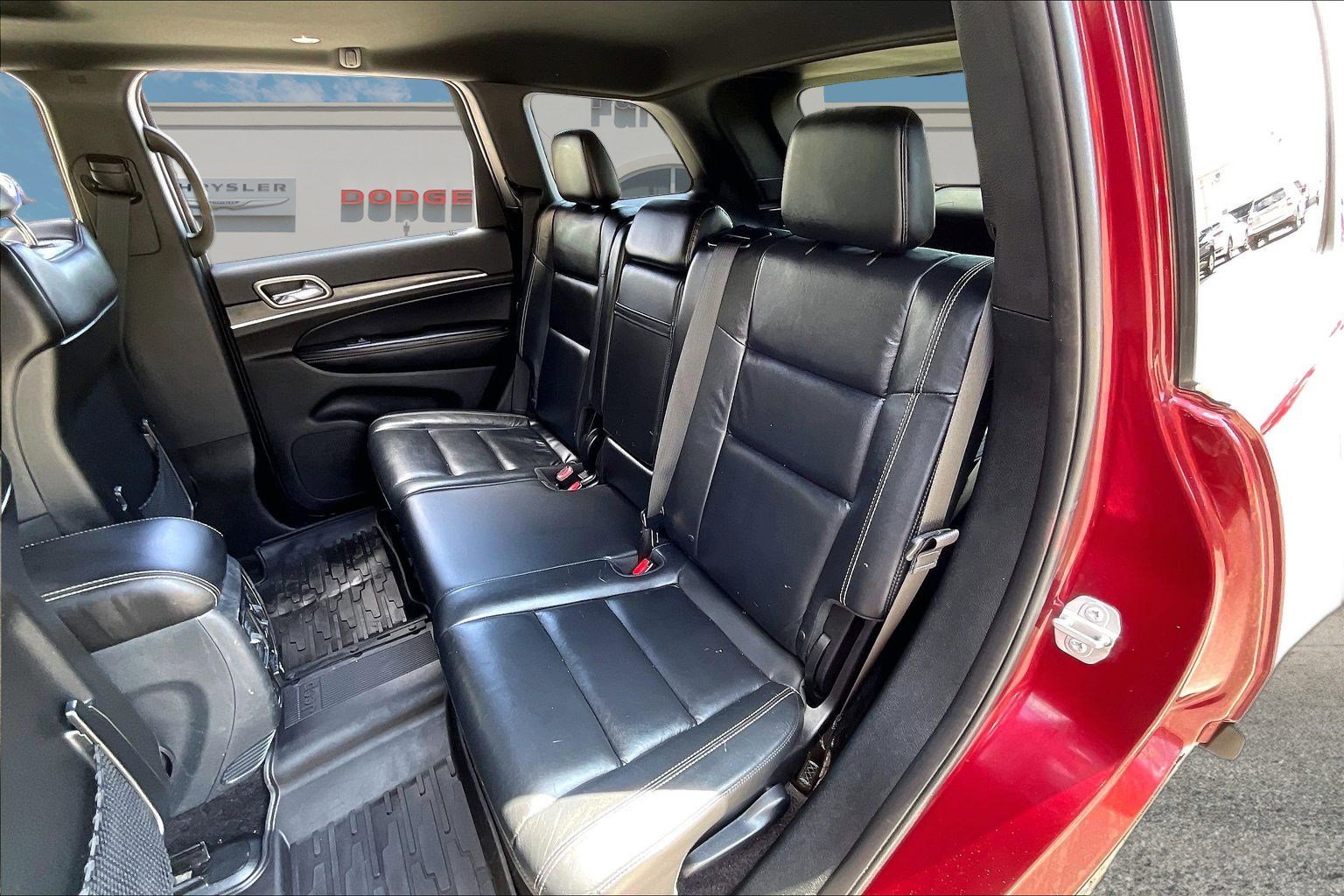 Used 2017 Jeep Grand Cherokee Limited image 24